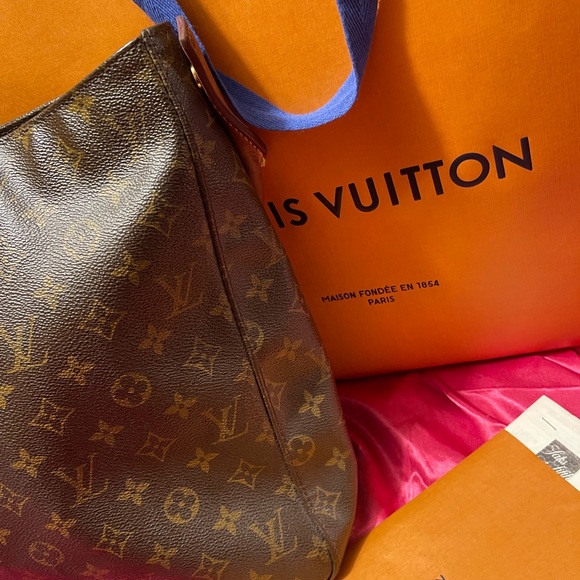 Louis Vuitton Looping GM monogram - Picture 14 of 14